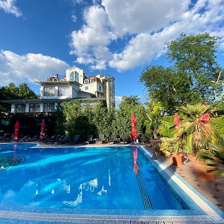 Hotel Royal Park Chisinau Exterior foto